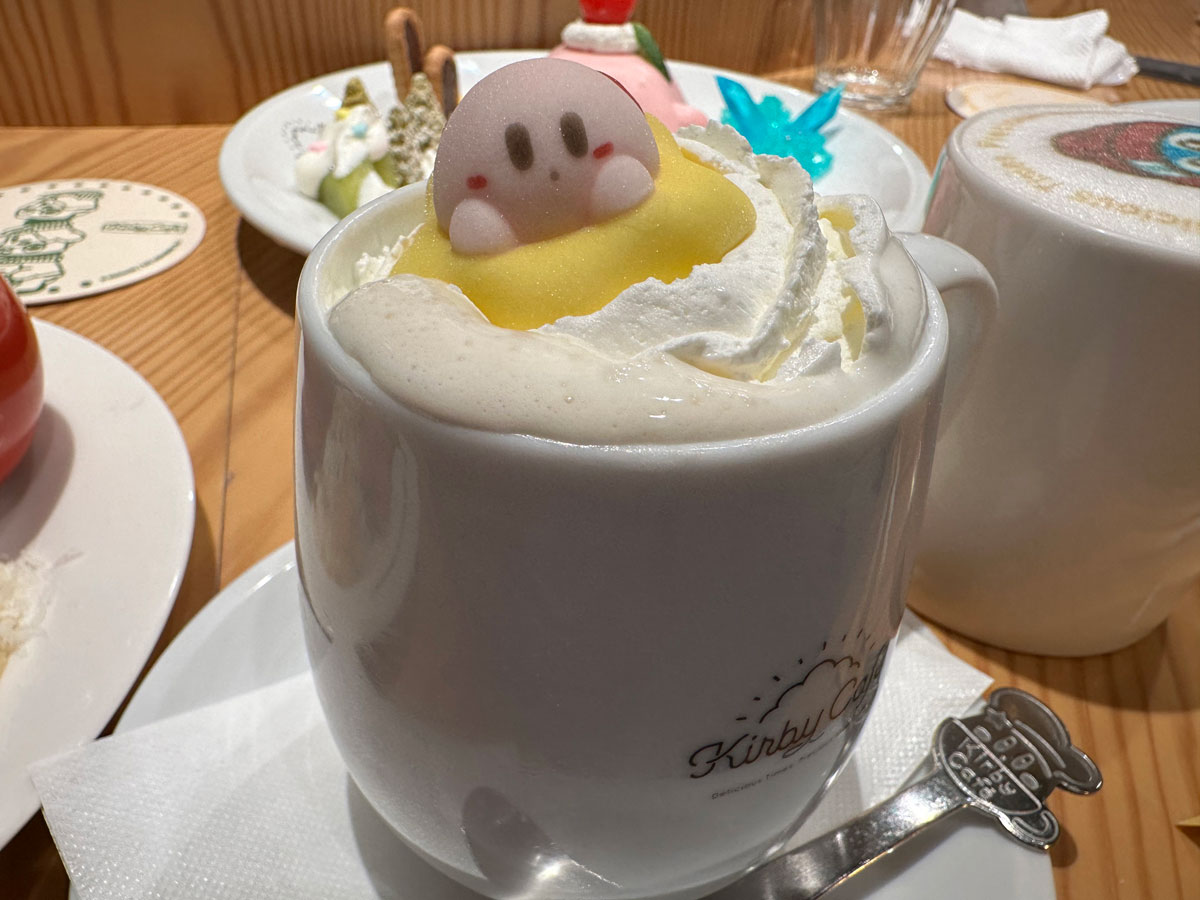 Adorable lil marshmallow kirby hot chocolate